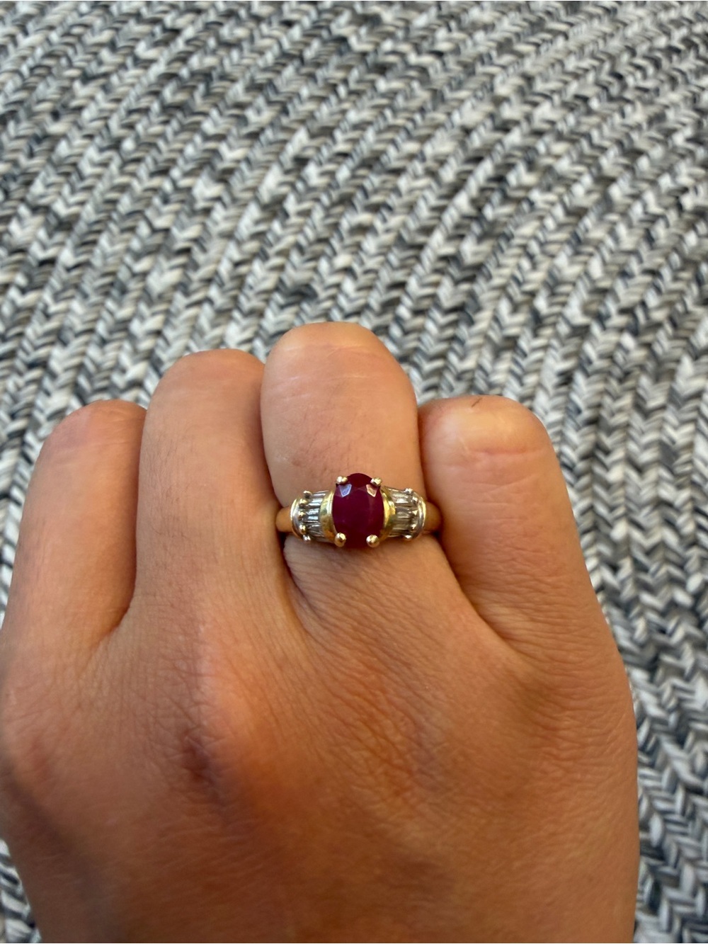 Vintage 14k solid gold ruby ring - Picture 11 of 11